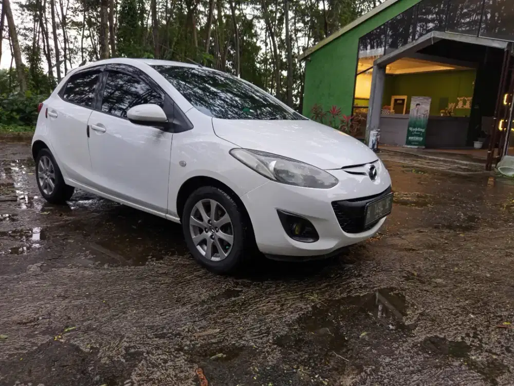 Mazda 2 th 2010 S Automatic