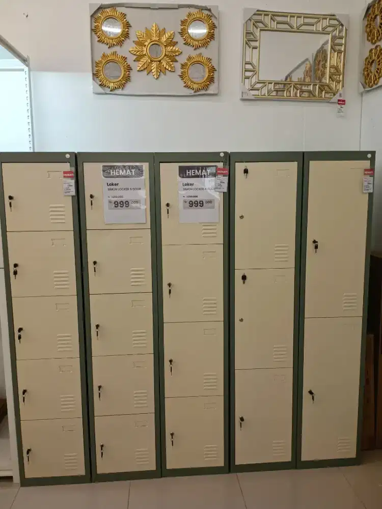 Obral murah loker besi anti karat/ sikat habis promo loker