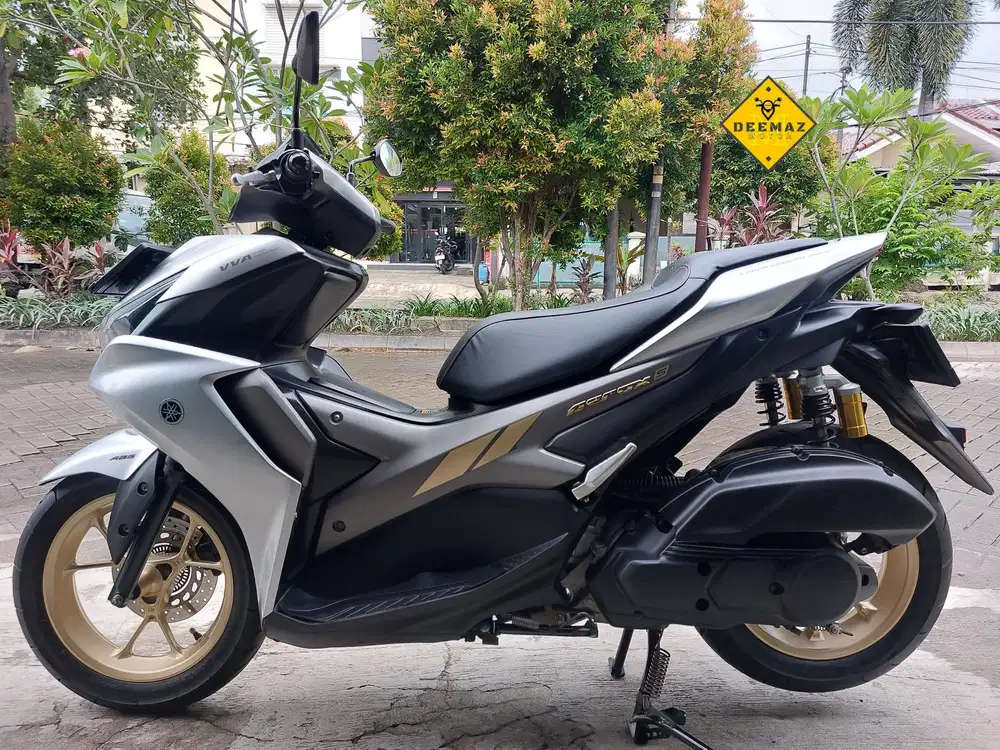 (DP 500)‼️ Yamaha Aerox S ABS Keyless Connected Silver Mulus 2022