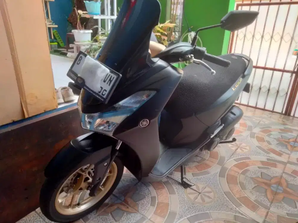 Lexi 125 hitam a/n sendiri