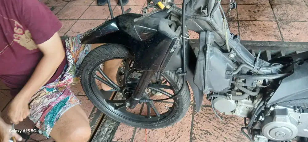 Dibutuhkan Segera Mekanik motor