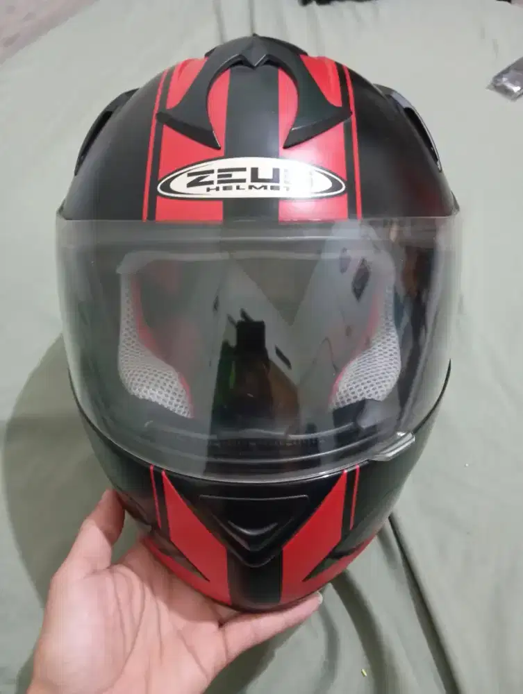 Helm full face zeus