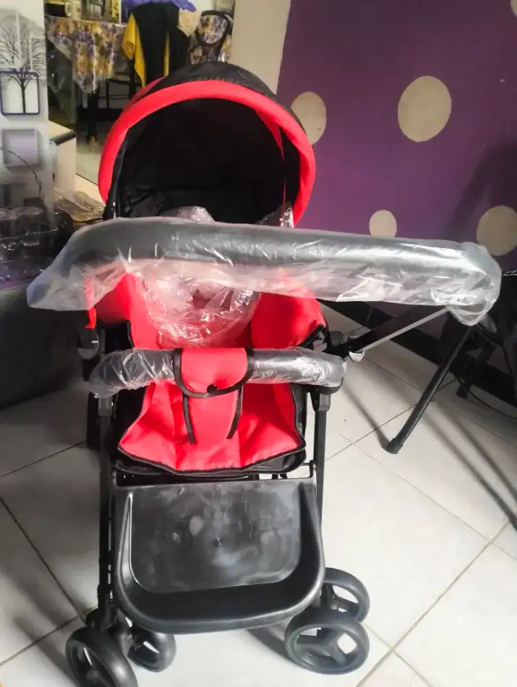 Dijual Stroller bayi masih Baru