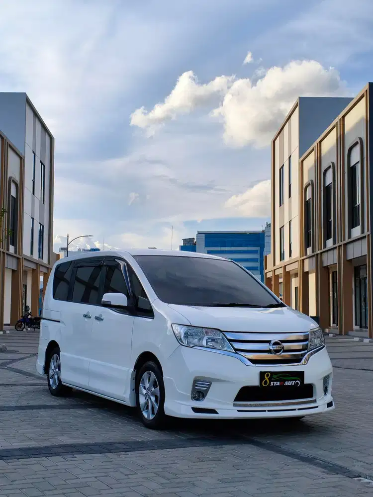 Serena HWS Matic AT 2014 Low kilometer