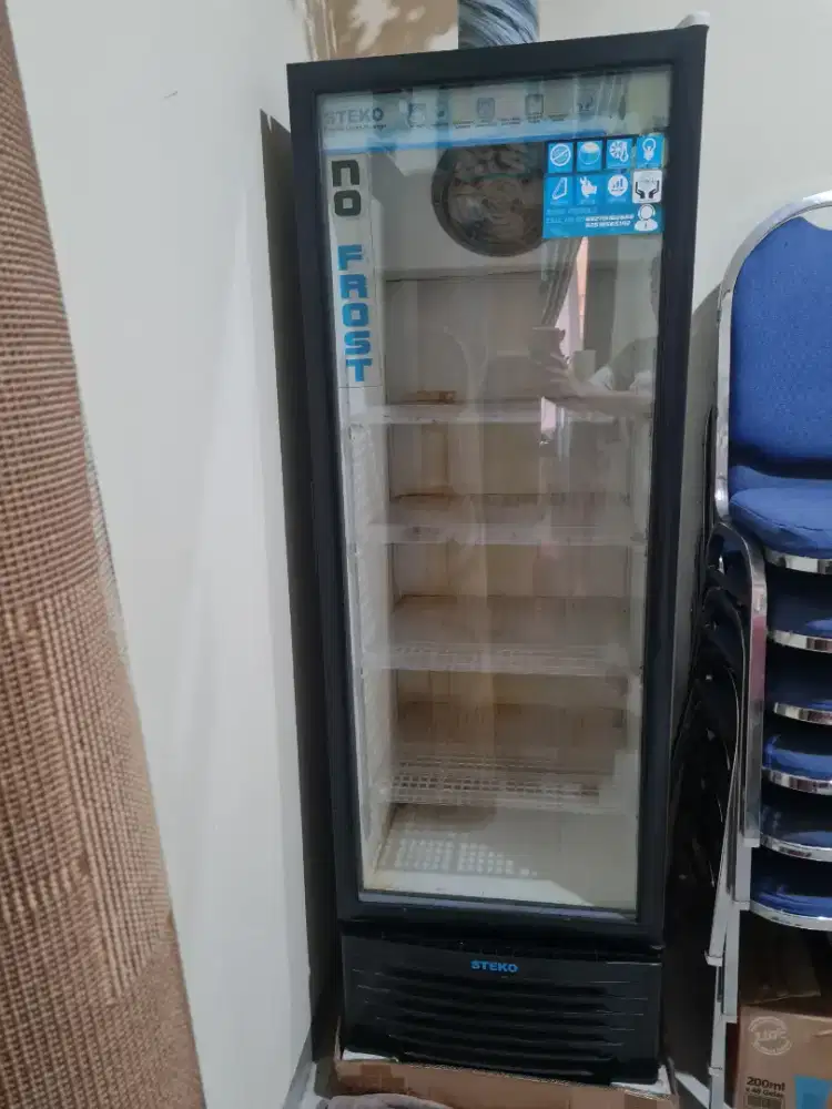 SHOWCASE STEKO 4 RAK