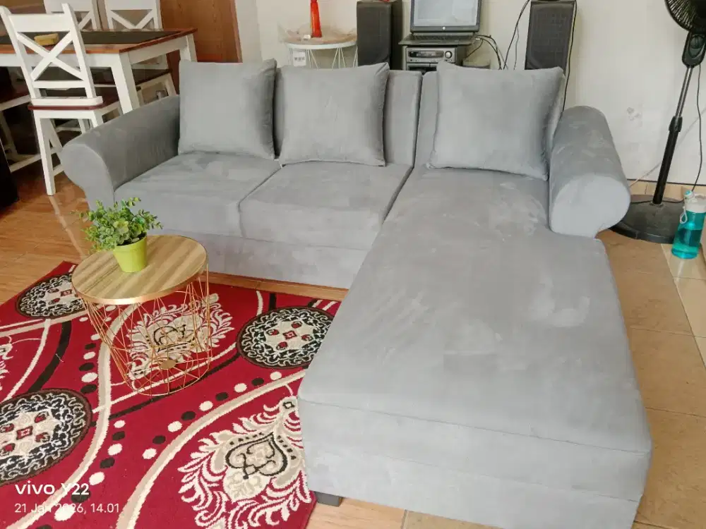 Sofa NEW harga SECOND mulus