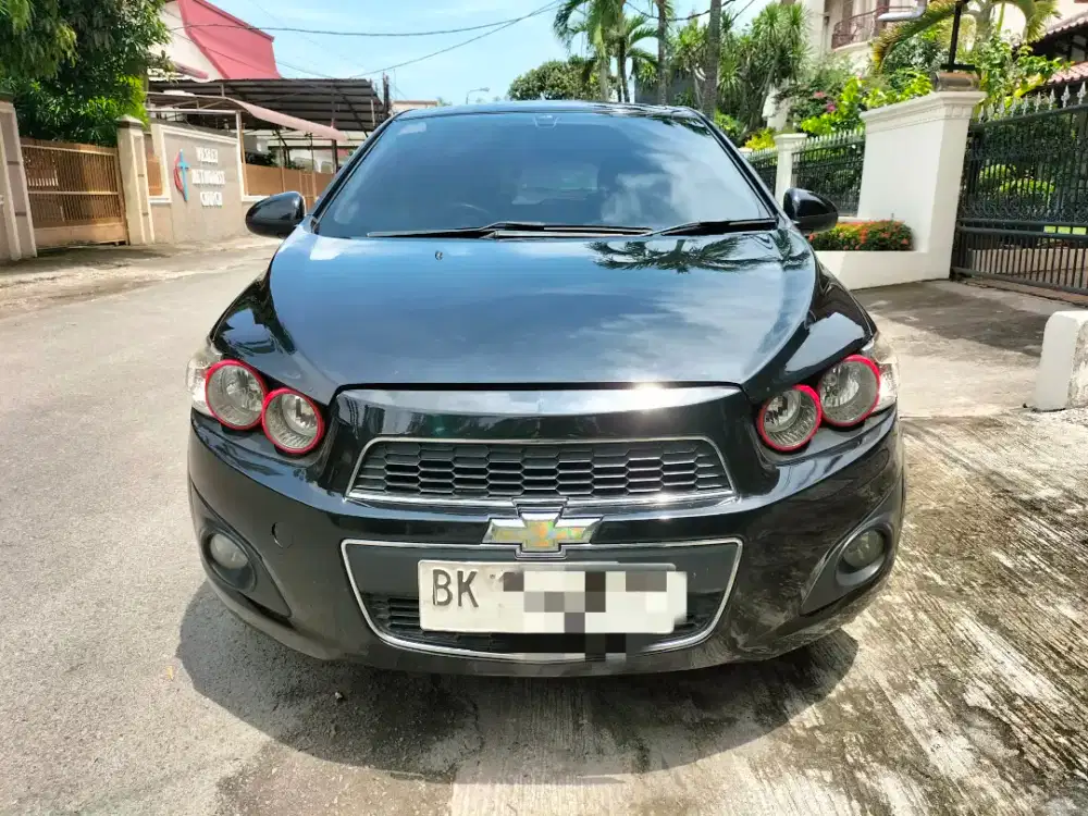 Chevrolet Aveo Sonic AT Matic Hitam 2012