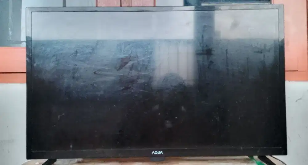 TV LED AQUA 32 INCH (Minus)