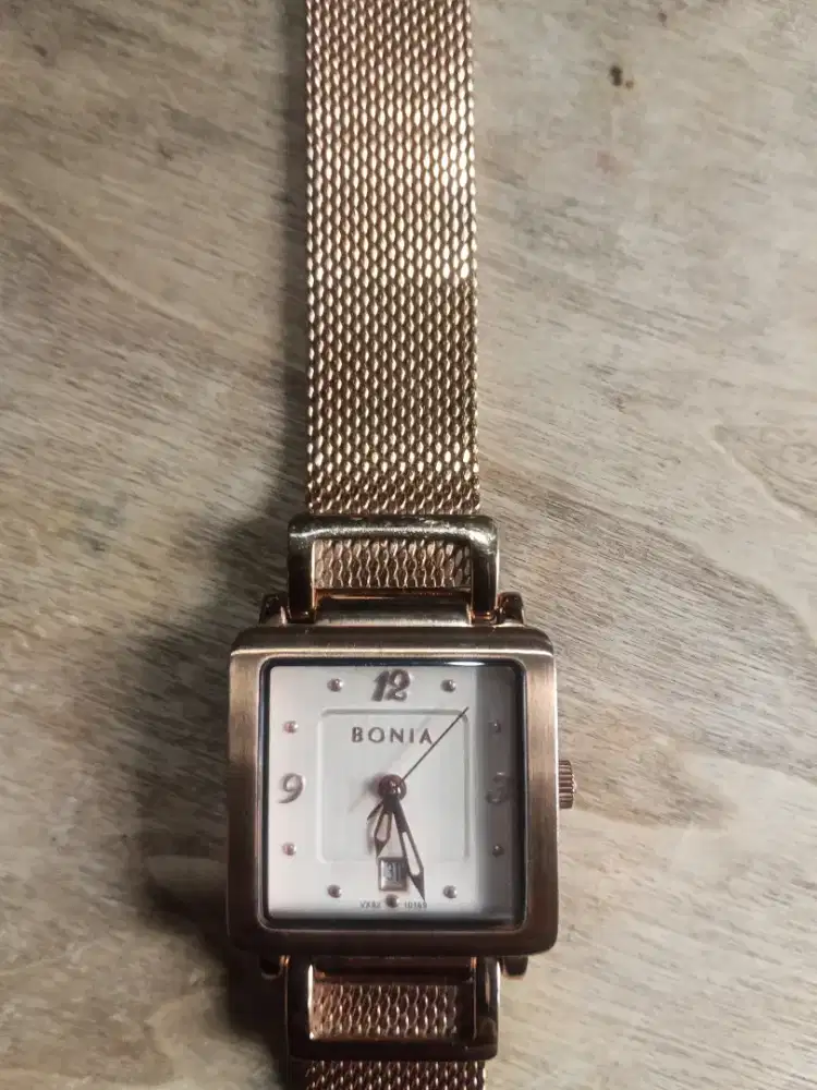jam tangan Bonia,Hernes, Guest