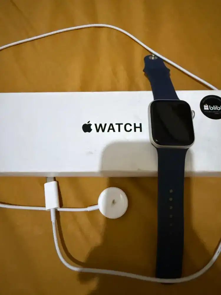 Apple Watch SE 2nd Gen 44 MM Garansi Resmi Blibli GDN Sampai 20 April