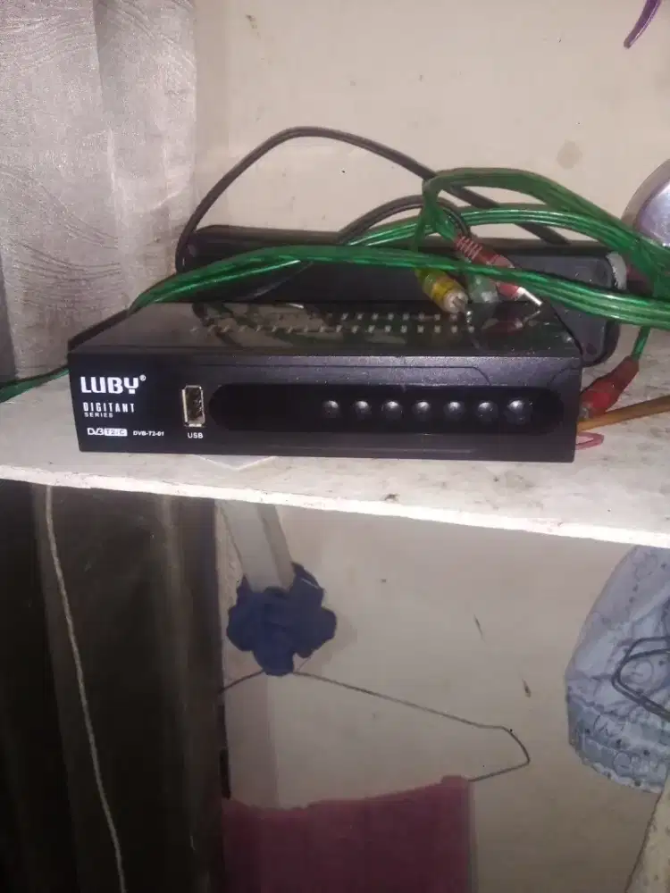 Set box tv led /tabung merek luby