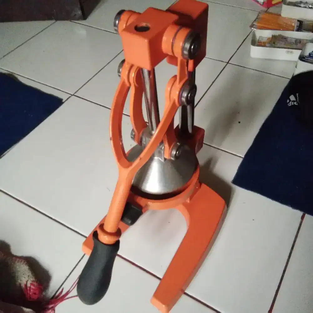 Alat peras jeruk