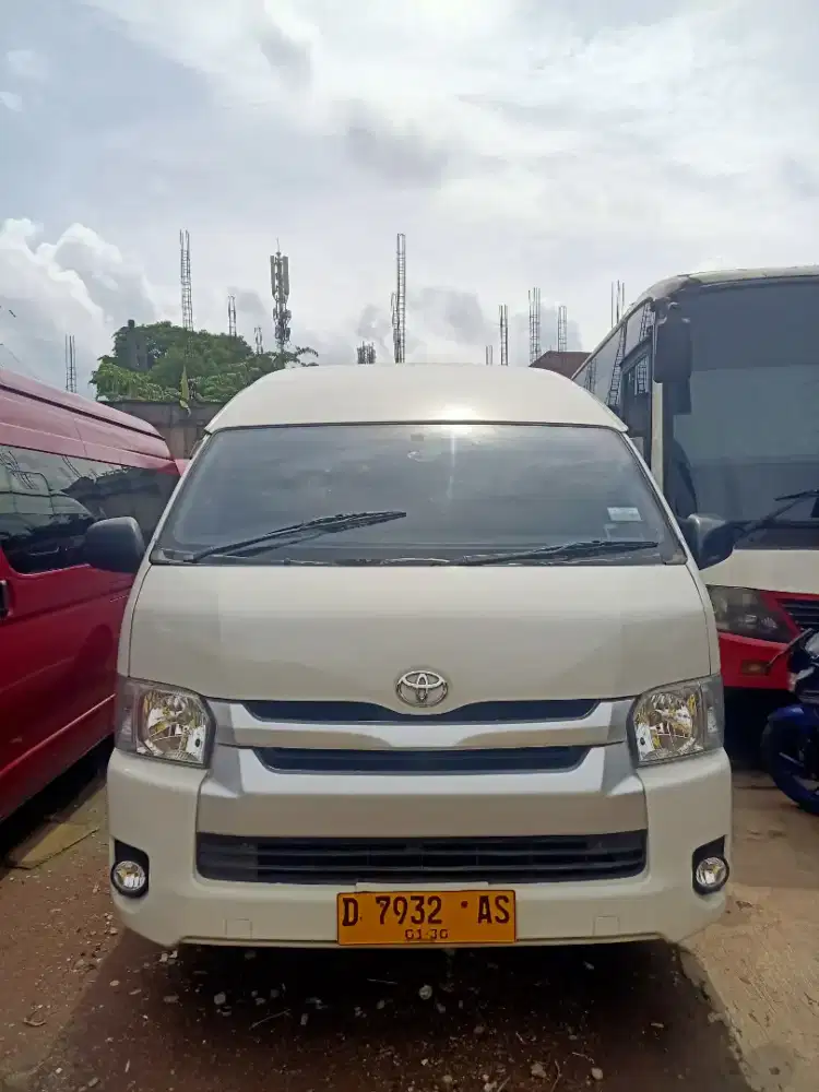 HIACE COMMUTER THN 2019