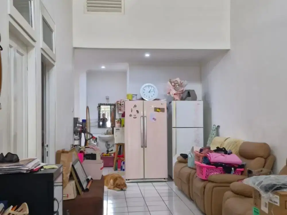 DIJUAL RUMAH SIAP HUNI SEMI FURNISHED DI CITRA 5