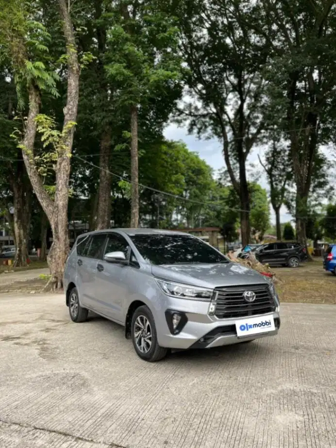 Toyota Kijang Innova Reborn V 2.4 AT 2020