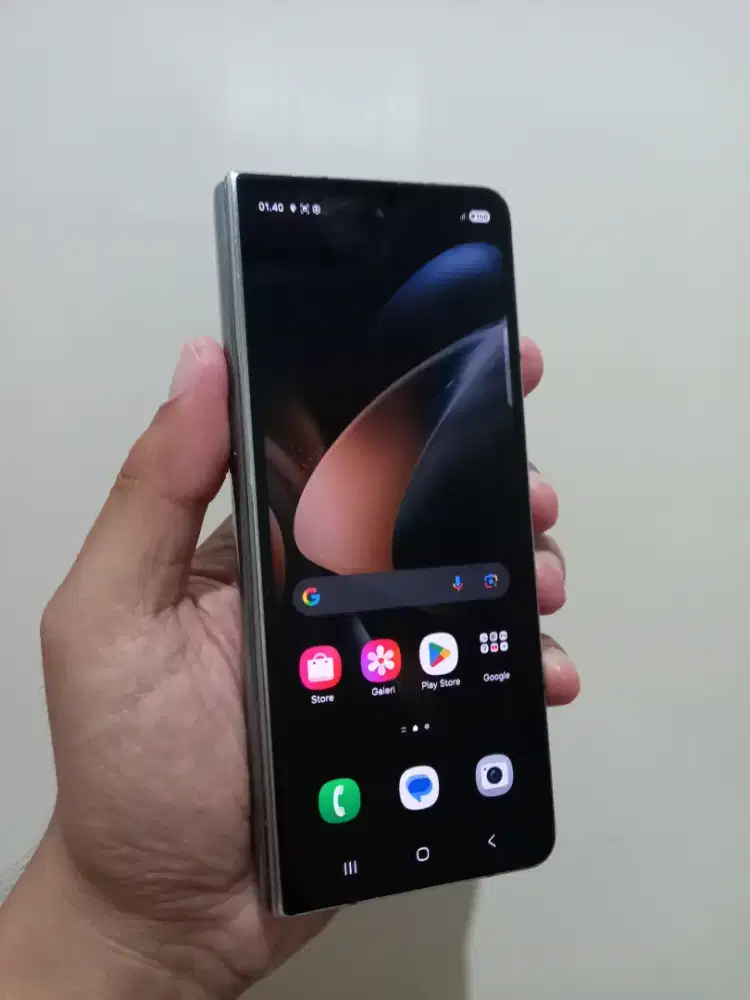 Samsung Galaxy Z Fold 4 5G Ram 12/256Gb Fullset ex sein ada minus