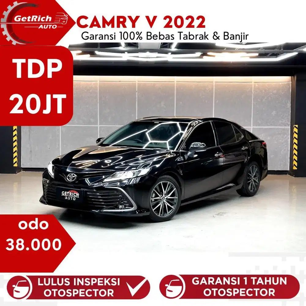 Km 30Rb Toyota Camry v 2022 Hitam