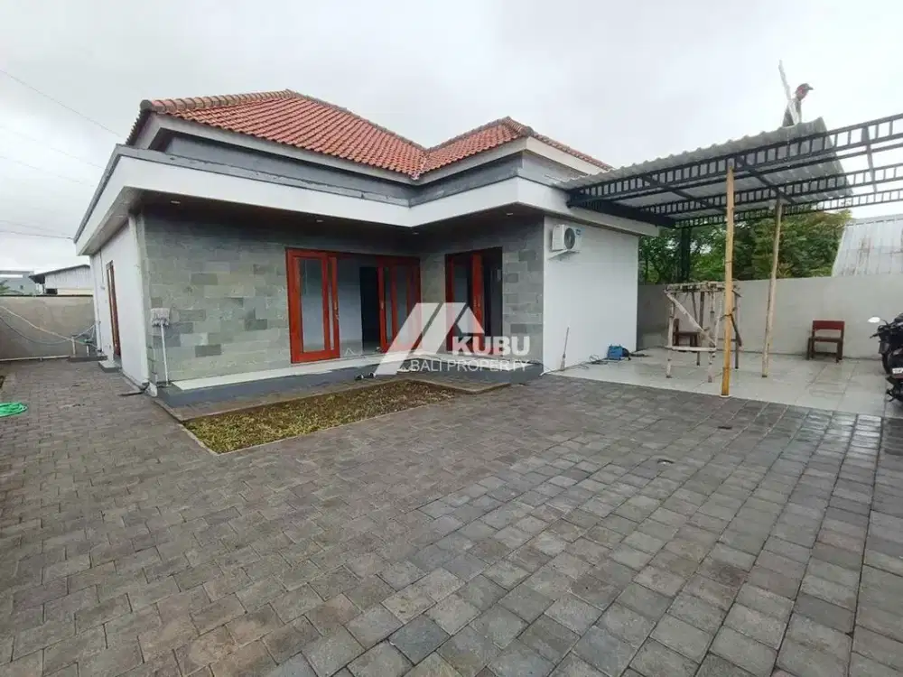 KBP1519 brand new simple house in the Sanur area.