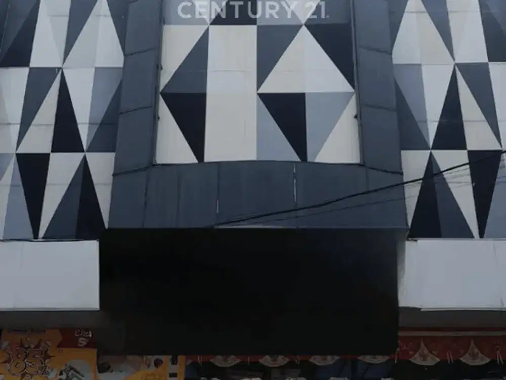 Ruko Tiga  Lantai Strategis Di Kebayoran Baru Jakarta Selatan