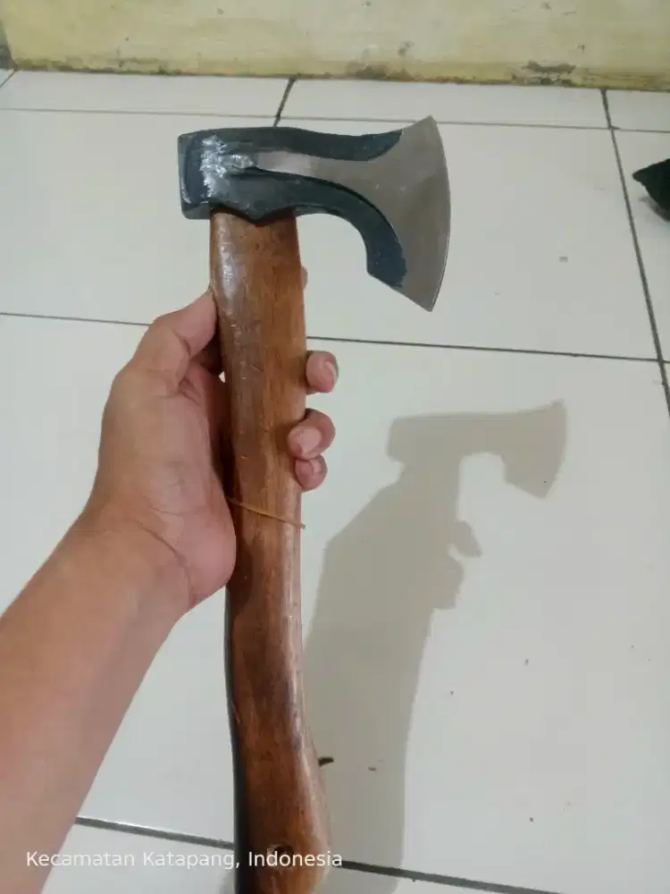 Kapak buscraft camping outdoor berburu baja karbon super tajam