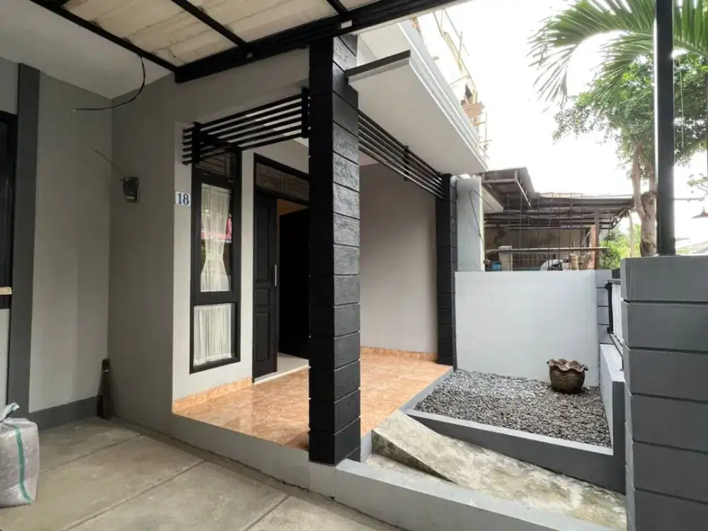 DIJUAL CEPAT RUMAH TERAWAT 1,5 LANTAI DI KOMPLEK KIARA SARI SAYAP JL SOEKARNO HATTA BANDUNG