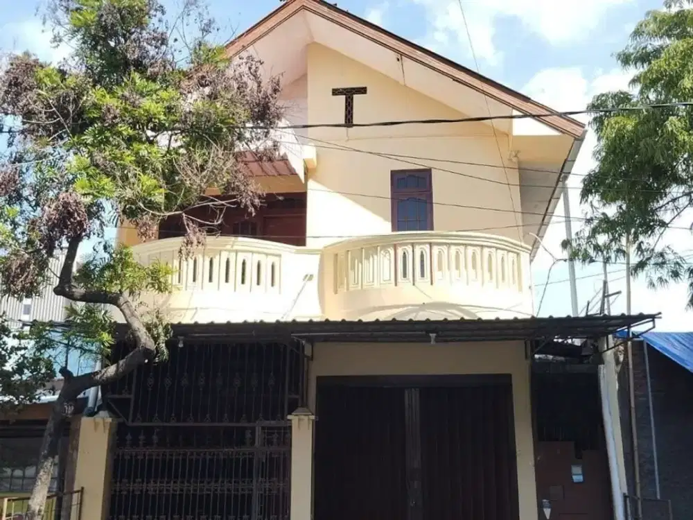 DIJUAL RUMAH KOST 2 LANTAI STRATEGIS DI BANJARSARI