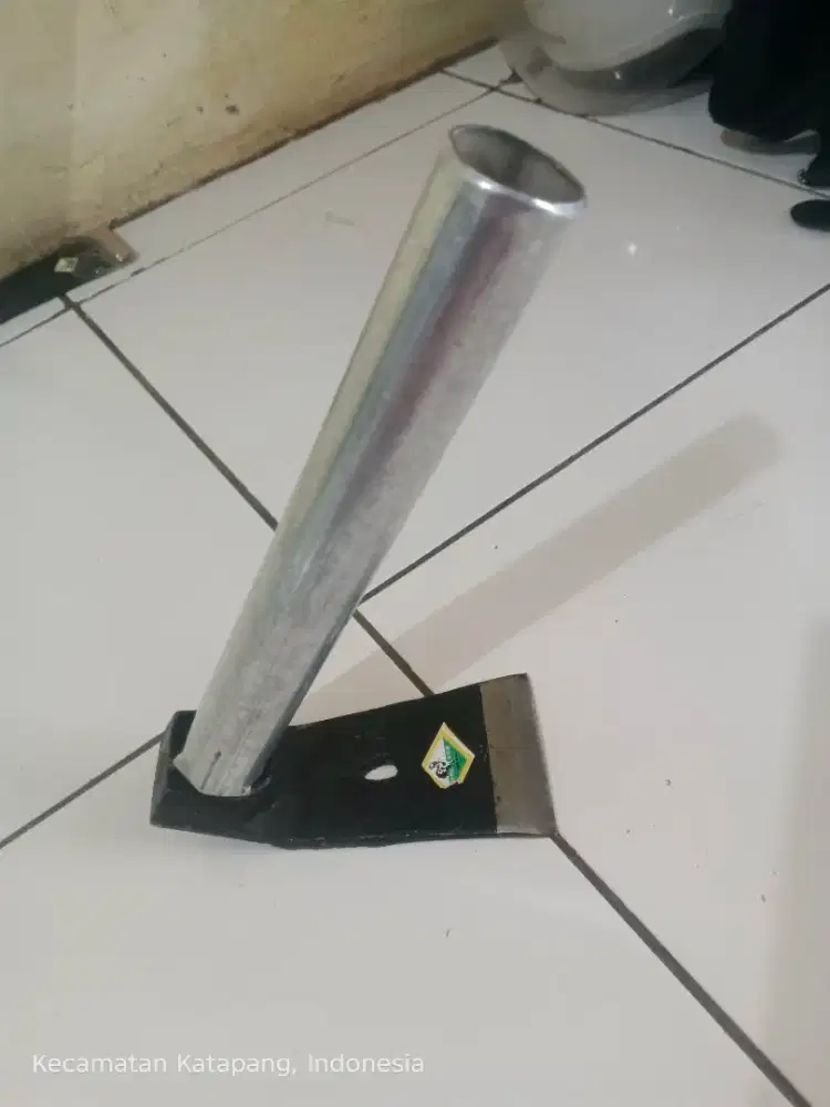 Cangkul mini gagang pipa besi