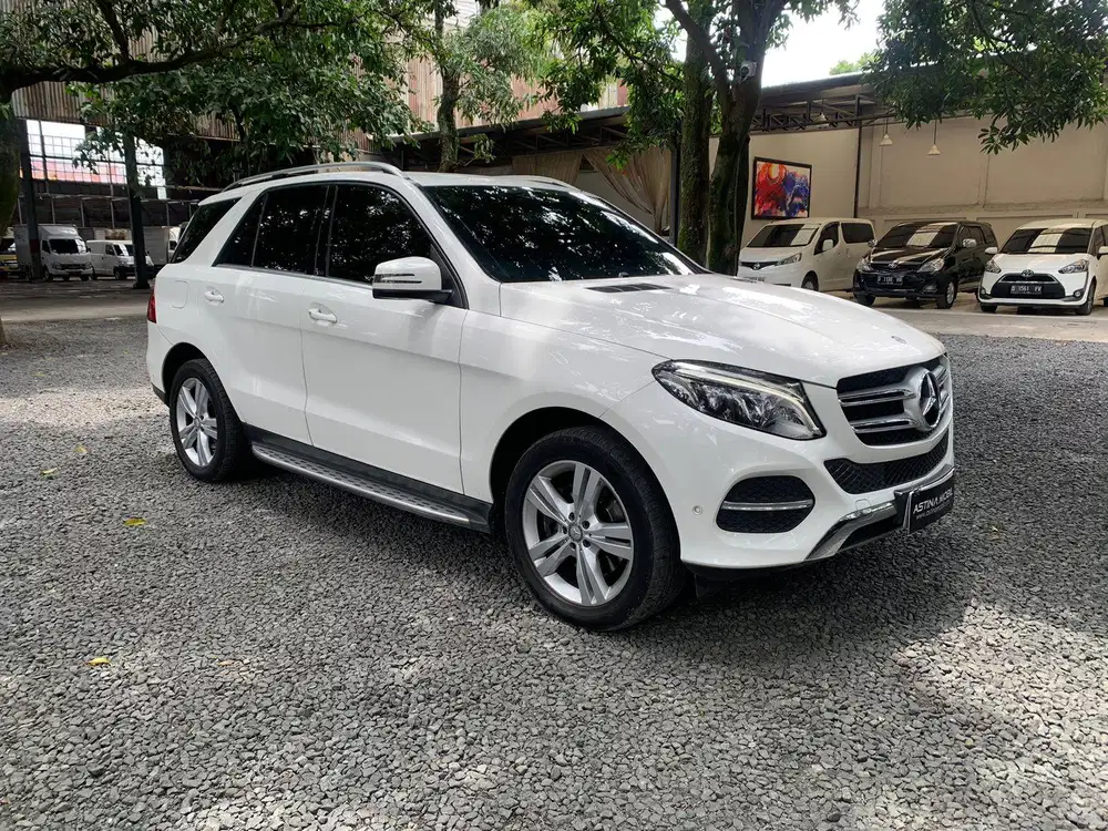 MERCEDES BENZ GLE 400 3.0 AT 2017