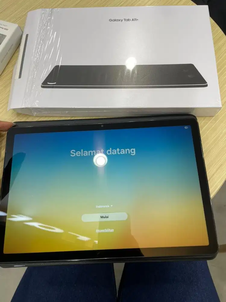 Samsung Galaxy Tab A11+ 5G free Cover book