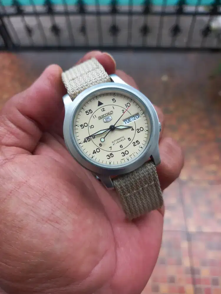 Seiko 5 Military SNK803