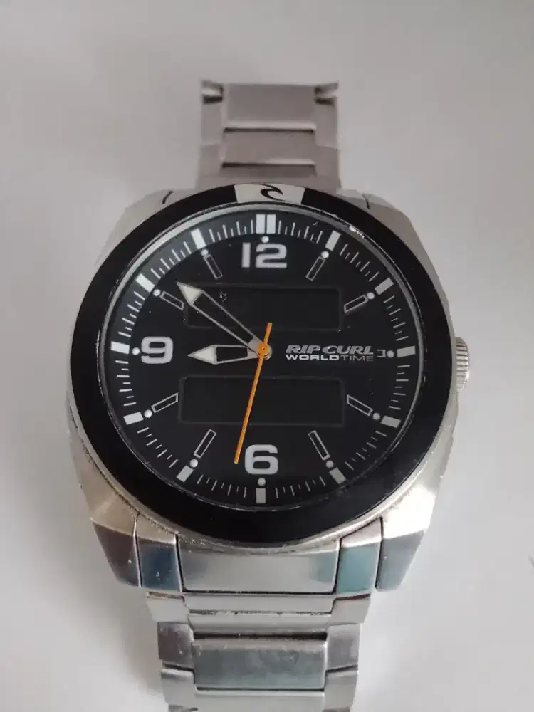 Jam Tangan Koleksi Jadul (NIXON, RIPCURL, FOSSIL, AC)