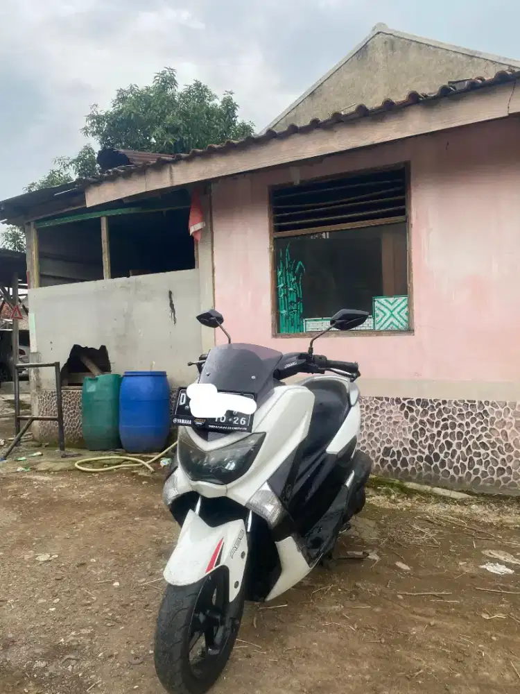 Nmax 2016 ABS warna putih