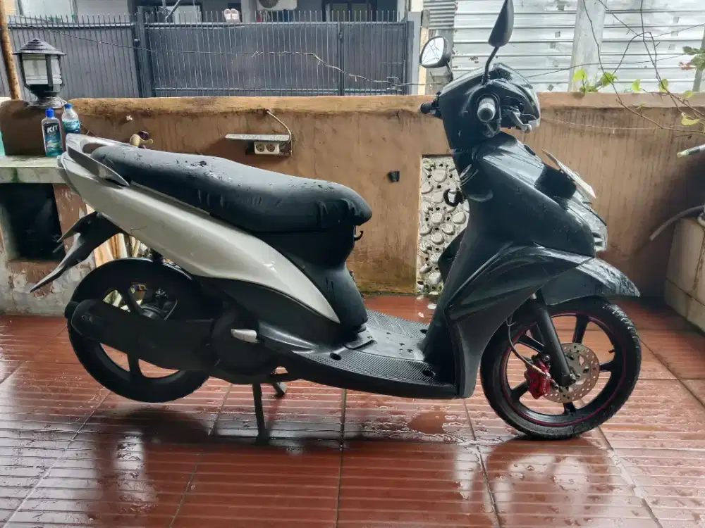 FS mio GT 2016 warna hitam kondisi tinggal gas