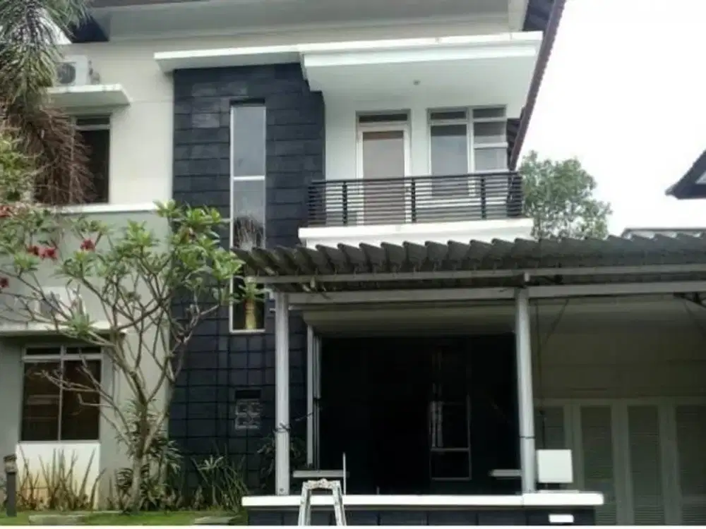 Disewakan Rumah di Kota Baru Parahyangan, Bagus Tatar Ratna Sasih