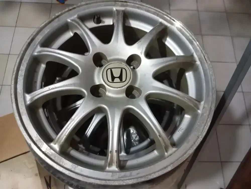 Velg Original Ring 15 Jazz Vtec 2007 Matic/GD3 (Bekas)