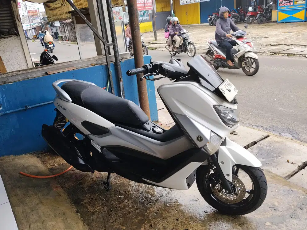 Yamaha nmax old 2018 siap pakai