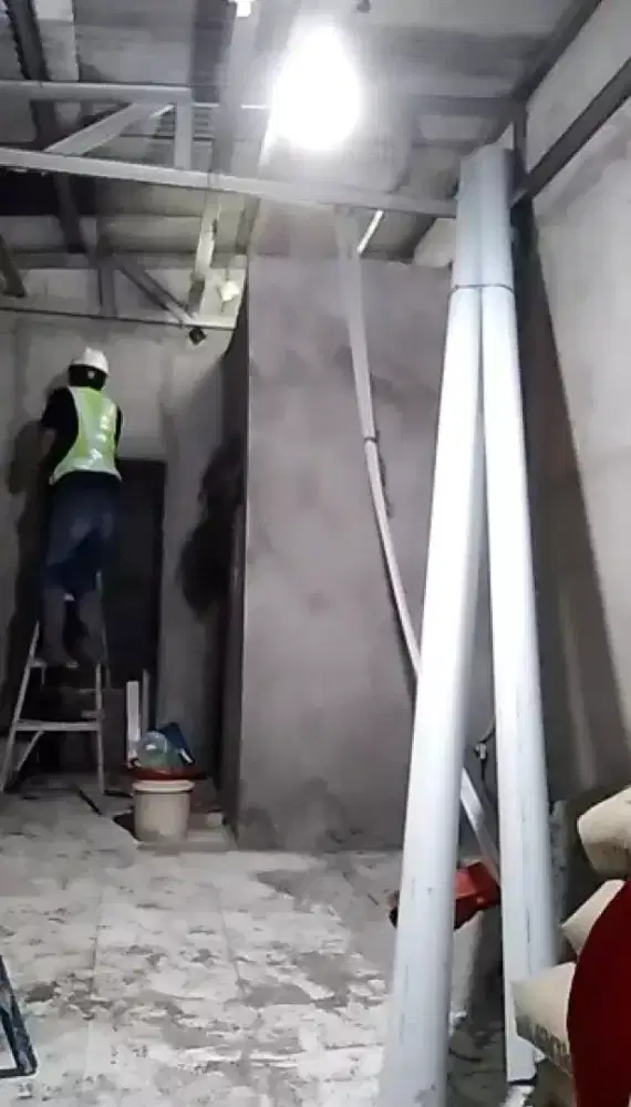 Jasa tukang bangunan harian maupun borongan