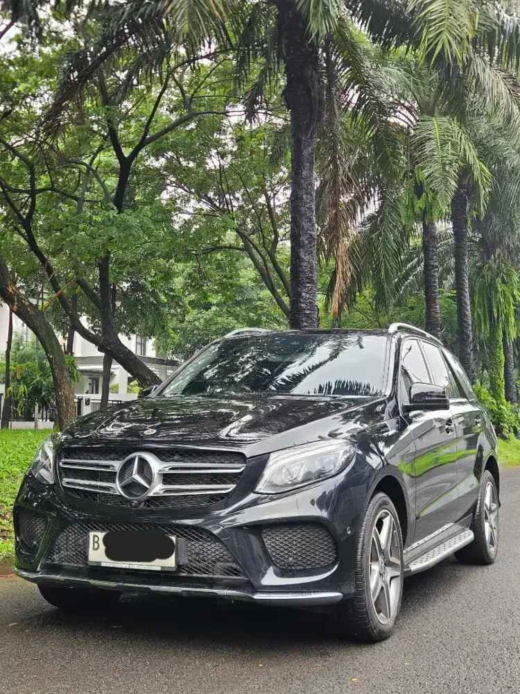 GLE400 2018 seperti Baru KM 30rb-an. Khusus Pemakai dan siap pakai.