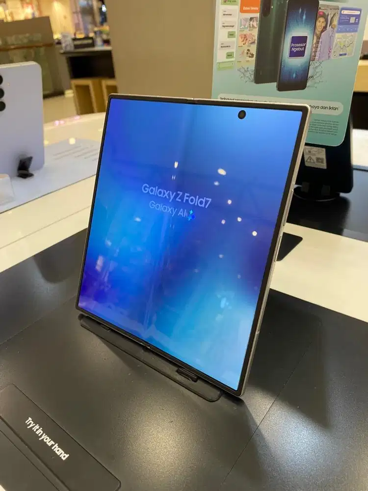 SAMSUNG GALAXY ZFOLD7