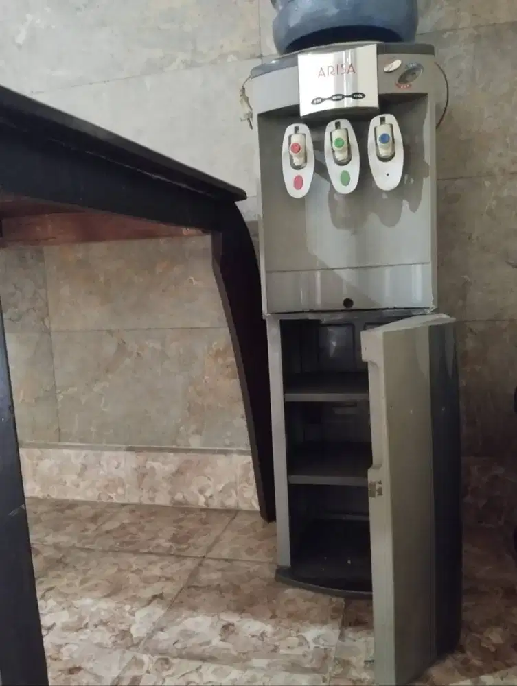 Jual Cepat Dispenser Arisa (Nego)