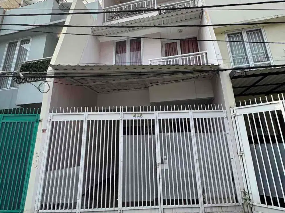 Rumah Minimalis 4 Lantai di Bungur Besar VII