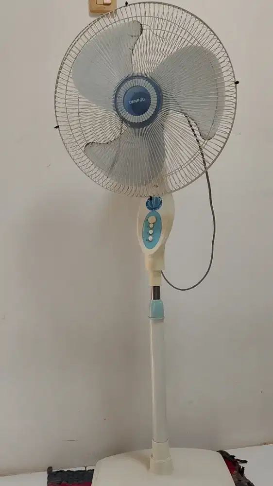 Kipas angin merek denpoo