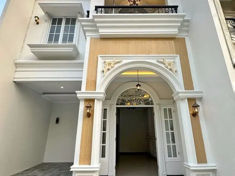 Rumah mewah classy brand new fasilitas lengkap di Jakarta selatan pr 14605