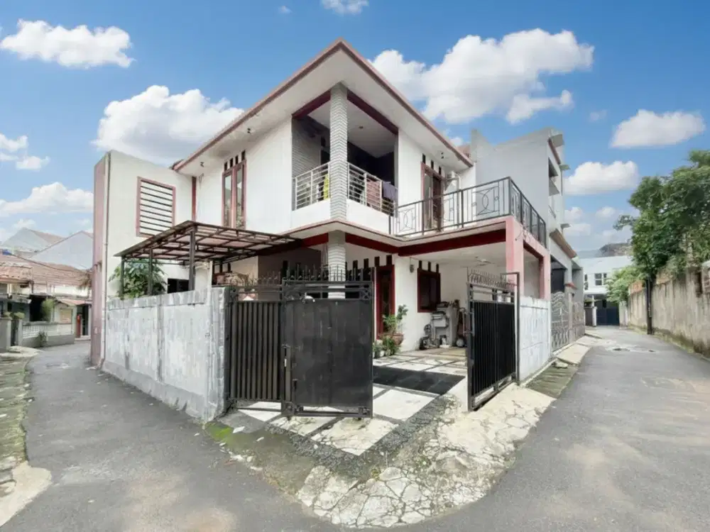 Rumah Strategis di Tebet Utara !