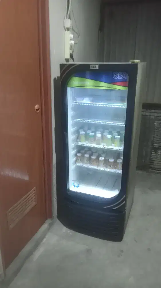 Dijual sowcase GEA ORI dari baru blm service an