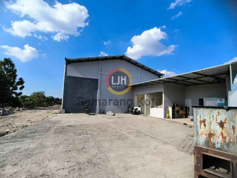 Gudang di Kawasan Industri Candi