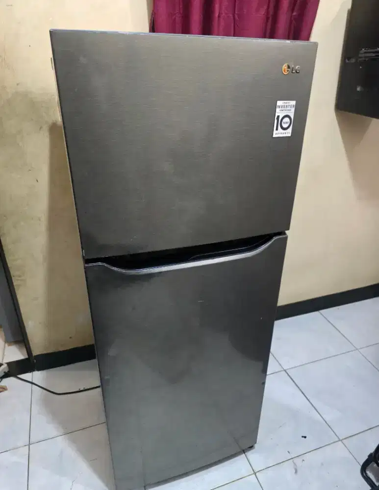 kulkas 2 pintu LG inverter
