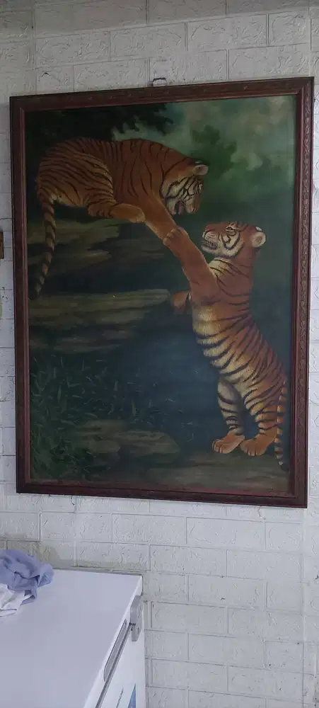 Lukisan kanvas macan