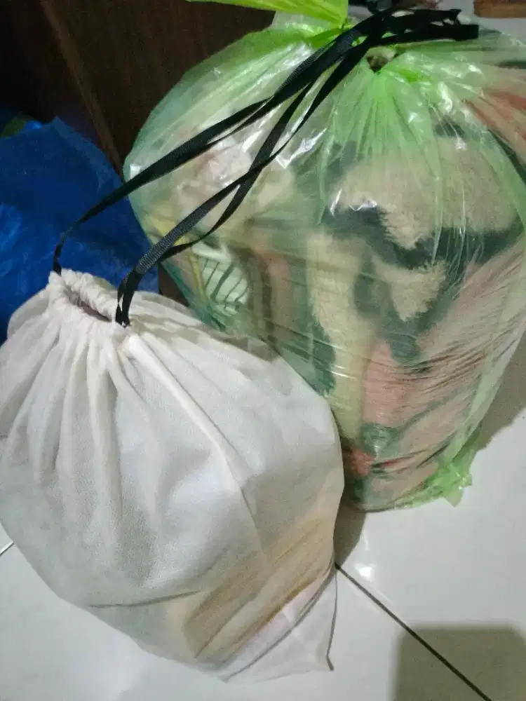 BACA: free baju XS, tas, sandal, acc wanita