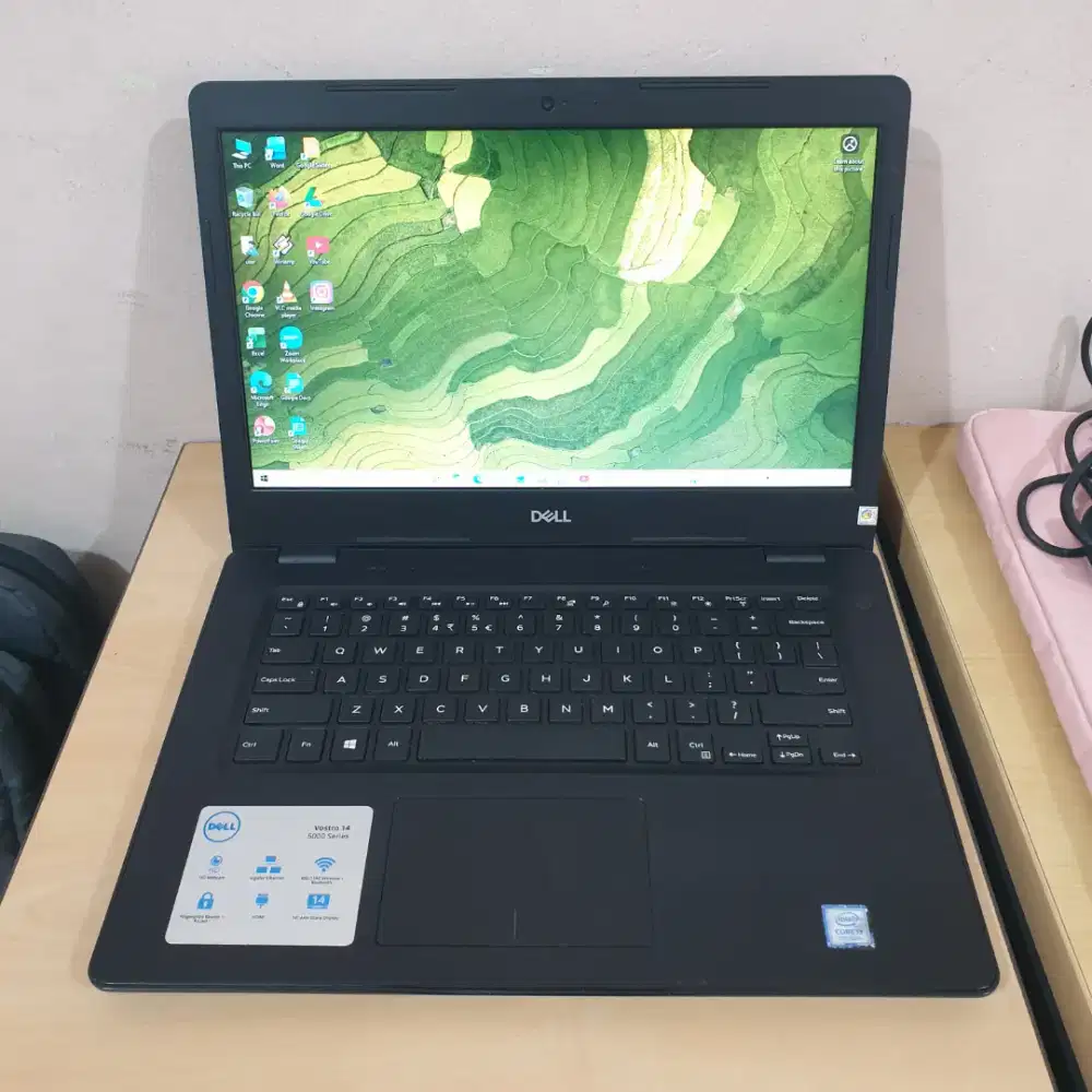 DELL VOSTRO 14 - I3 GEN 7  | HD 620 | 8GB - SSD 128GB